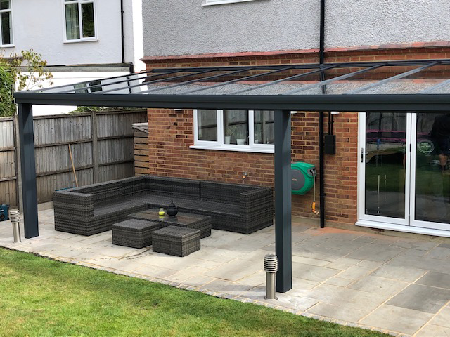 Garden Veranda in Farnborough