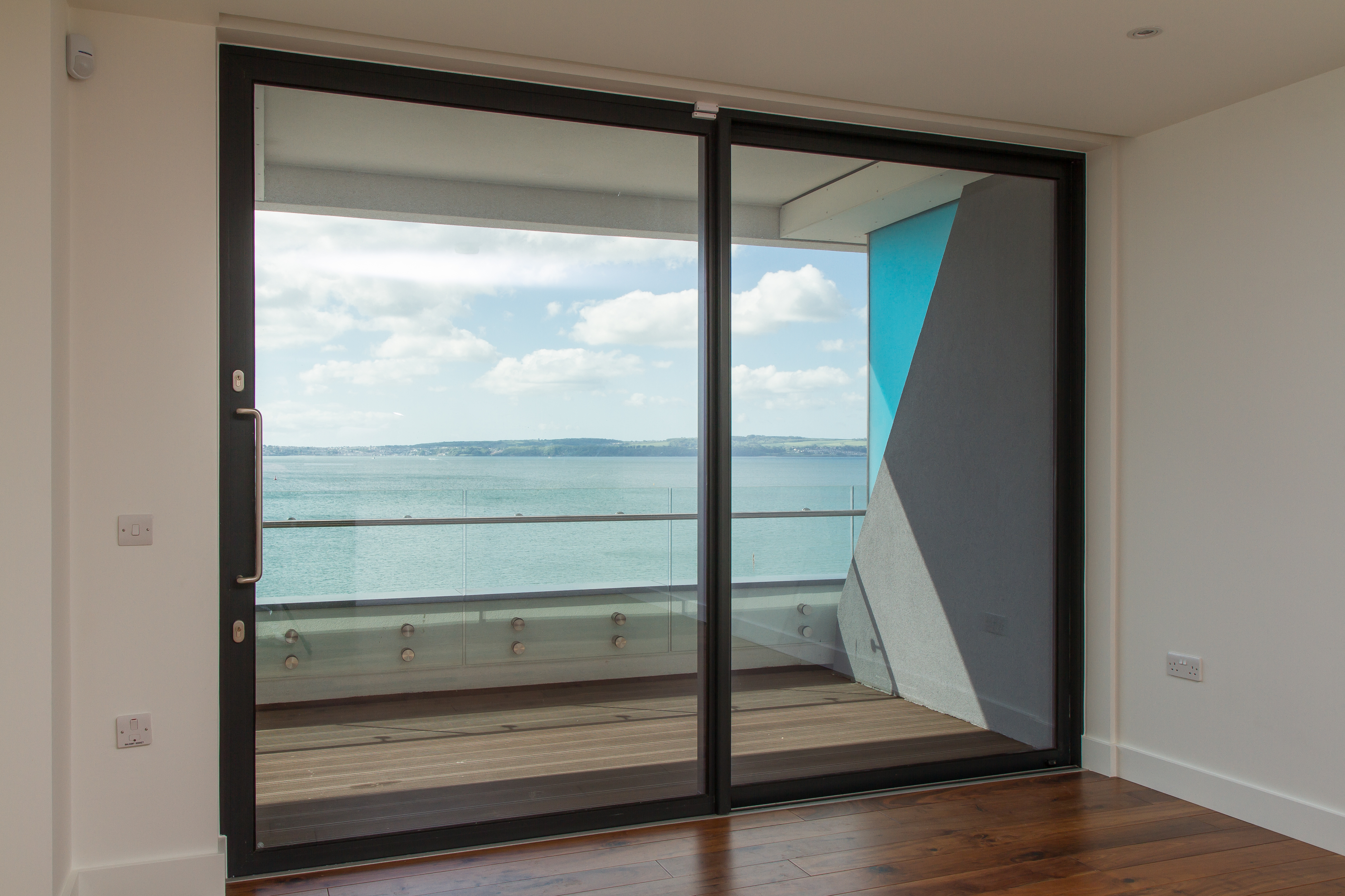 Reliable Aluminium Doors, Bracknell